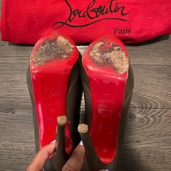 Louboutin heels with platform, pewter, size 39 - Picture 5 of 6